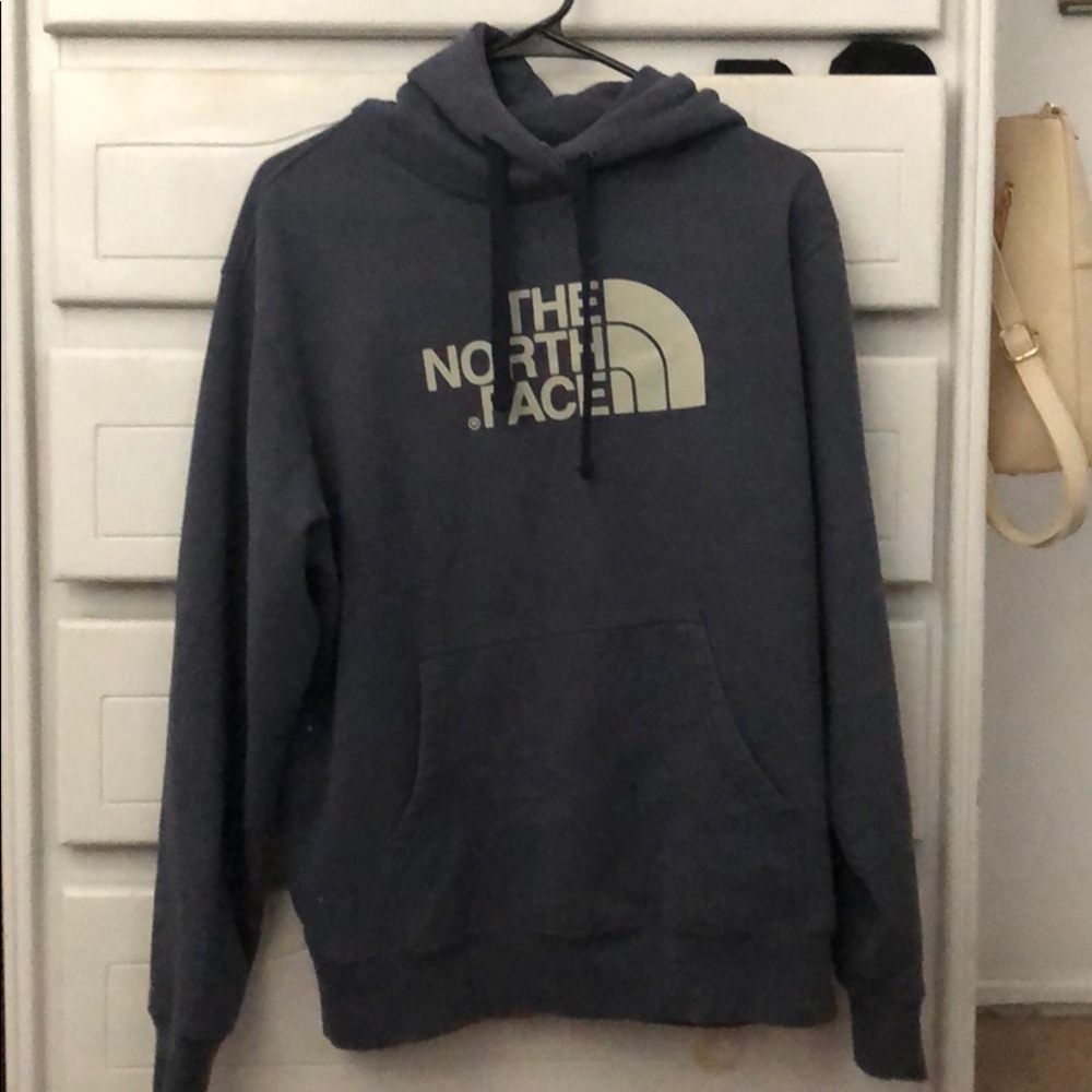 Northface hoodie like new!